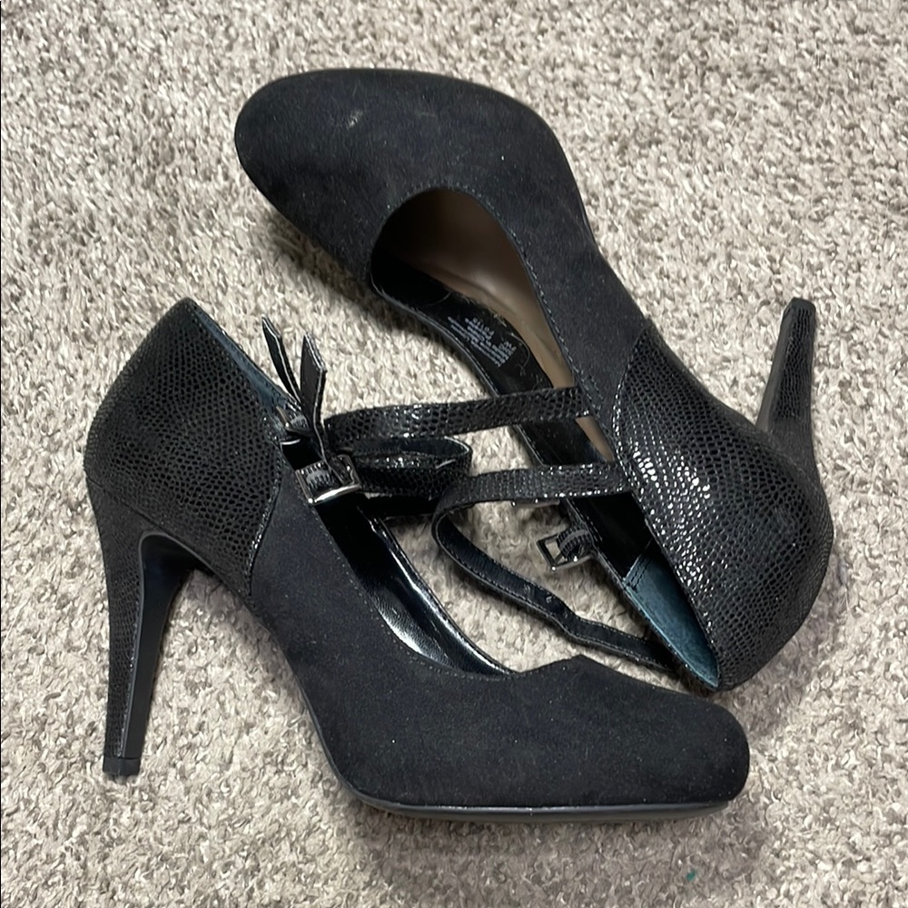 NWOT Style & Co. Black Flats with Double Strap Design